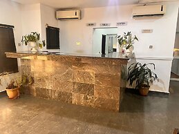 Luxury Suites and Apartments