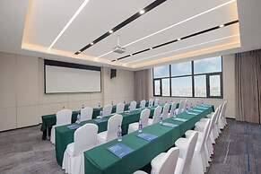 Holiday Inn Express Zhengzhou Nongye Road by IHG