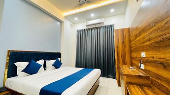 Hotel Rajgharana