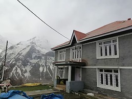 Himalayaa Retreat