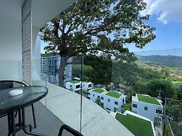 Mountainview Apartment in Naiharn