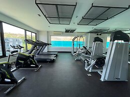 Mountainview Apartment in Naiharn