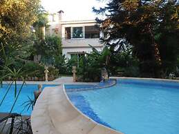 Room in Guest Room - Kritos Apartments-one Bedroom