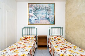 4163 Abate Filippo Home Holiday by Barbarhouse