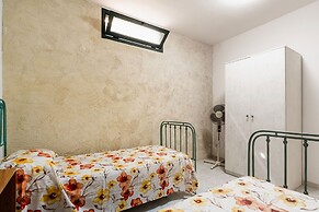 4163 Abate Filippo Home Holiday by Barbarhouse