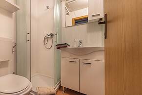 Holiday House Vilana With Jacuzzi