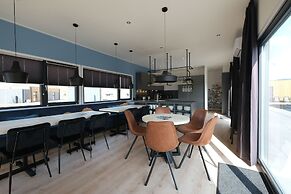 Group accommodation with wellness