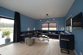 Group accommodation with wellness