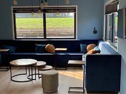 Group accommodation with wellness