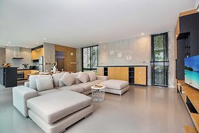 2BR Duplex Pavilion P12 in Natural Park