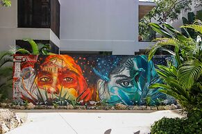 Spacious Apartment With Terrace and Rooftop Pool