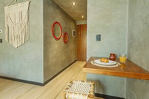 Spacious Apartment With Terrace and Rooftop Pool