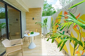 Spacious Apartment With Terrace and Rooftop Pool