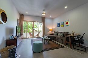 Super Spacious Apartment With Pool in Aldea Zama