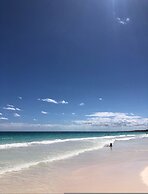 Super Spacious Apartment With Pool in Aldea Zama