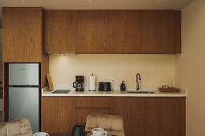 Beautiful Jungle Loft With Rooftop Pool and Gym