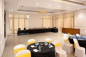 Silver Oak Tropical Resort By Bay Hotels