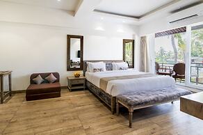 Silver Oak Tropical Resort By Bay Hotels