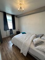 Doncaster Dream House Retreat