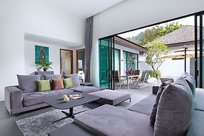 Elegant 3BR Pool Villa Coco B6 in Kamala