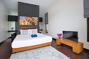 Elegant 3BR Pool Villa Coco B6 in Kamala