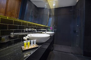 Elegant 3BR Pool Villa Coco B6 in Kamala