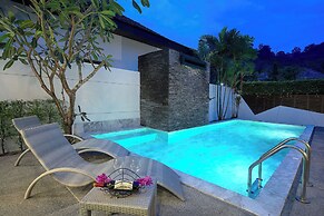 Elegant 3BR Pool Villa Coco B6 in Kamala