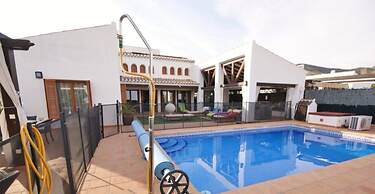 Majestic Golf Course Views, Cleopatra Villa 1000