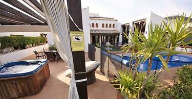 Majestic Golf Course Views, Cleopatra Villa 1000