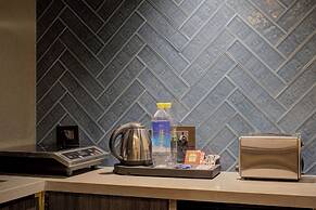 Empire Platinum Suites