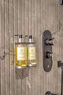 Empire Platinum Suites