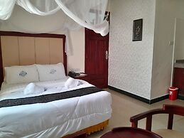 KIBO PEAK PALACE HOTEL