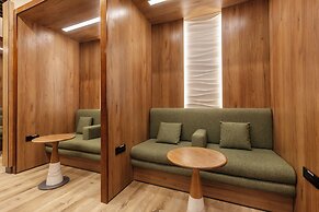 Sleepover - Lima Airport, the only in-terminal sleep pods