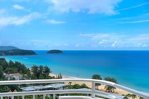 Sea View Chic Design 2BR Karon Condo 16C