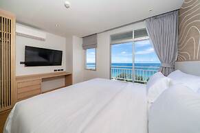 Sea View Chic Design 2BR Karon Condo 16C