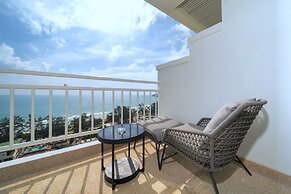Sea View Chic Design 2BR Karon Condo 16C