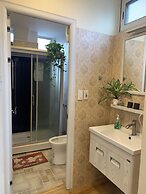 Holly Apartment - Truc Bach Lake