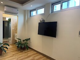 Holly Apartment - Truc Bach Lake