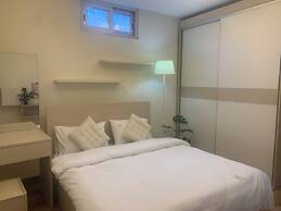Holly Apartment - Truc Bach Lake