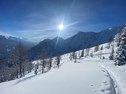 The Lodge at Bow Lake