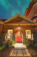 The Lodge at Bow Lake