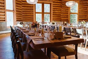 The Lodge at Bow Lake