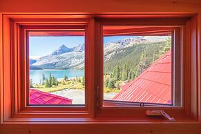 The Lodge at Bow Lake