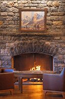 The Lodge at Bow Lake