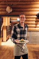 The Lodge at Bow Lake