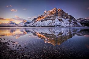 The Lodge at Bow Lake
