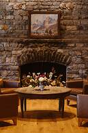 The Lodge at Bow Lake