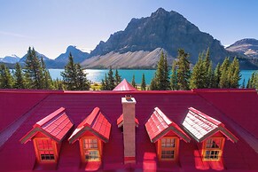 The Lodge at Bow Lake