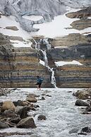 The Lodge at Bow Lake