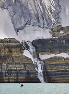 The Lodge at Bow Lake